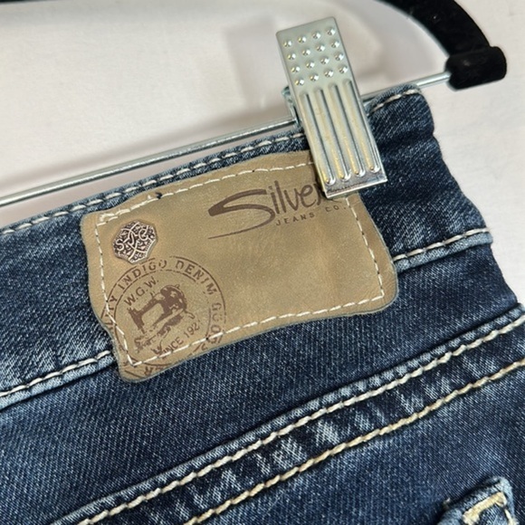 Silver Jeans Co. Suki Mid Capri Cropped Denim - Picture 10 of 14